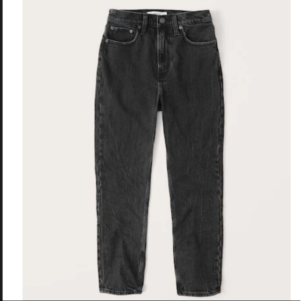 ABERCROMBIE Curve Love High Rise Mom Jeans